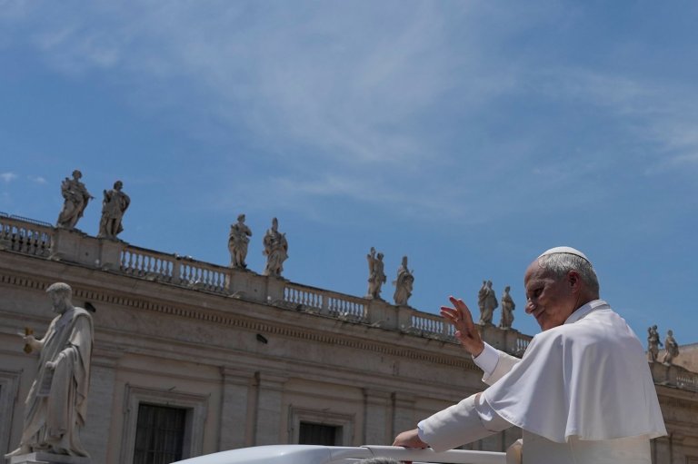 Pope Leo XIV says war 'never blessed by God' as he opens meeting of world's cardinals | iNFOnews.ca