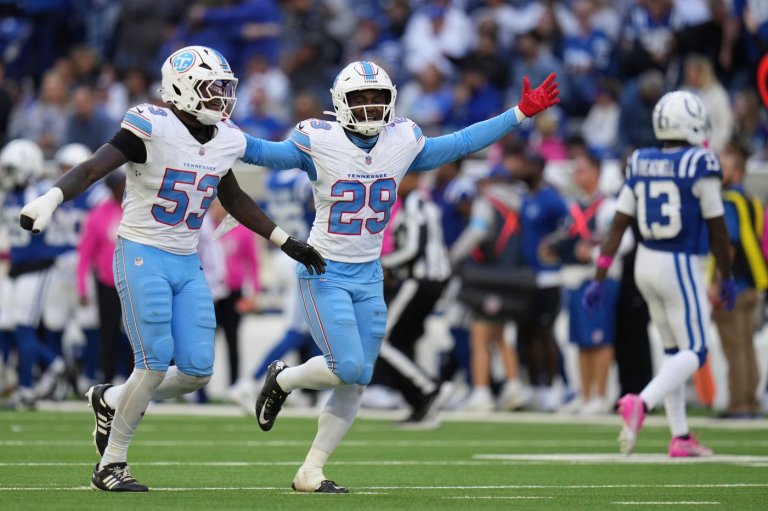 Mistake-prone Colts feeling the pressure after losing 26-20 to Titans | iNFOnews.ca