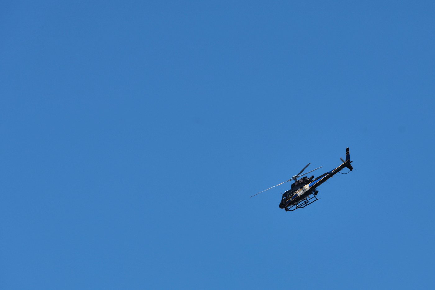 Baltimore police officer wounded, gunman killed during midday burglary call | iNFOnews.ca