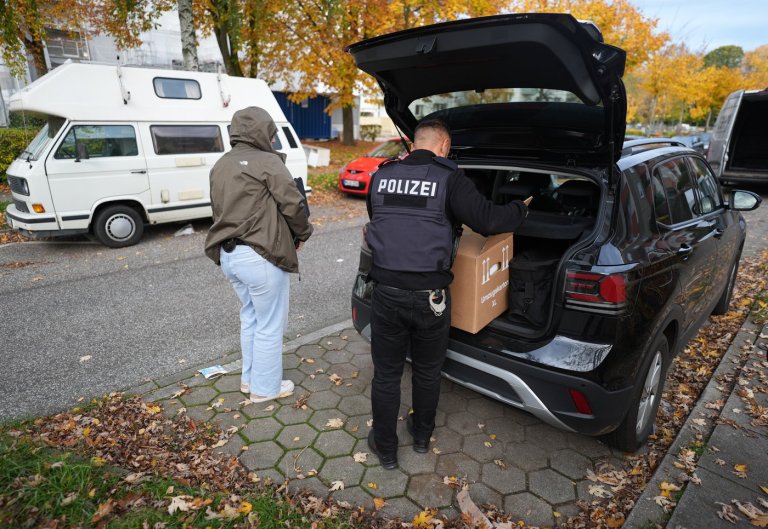 Germany cracks down on Muslim groups viewed as threats to its constitutional order | iNFOnews.ca Germany cracks down on Muslim groups viewed as threats to its constitutional order | iNFOnews.ca