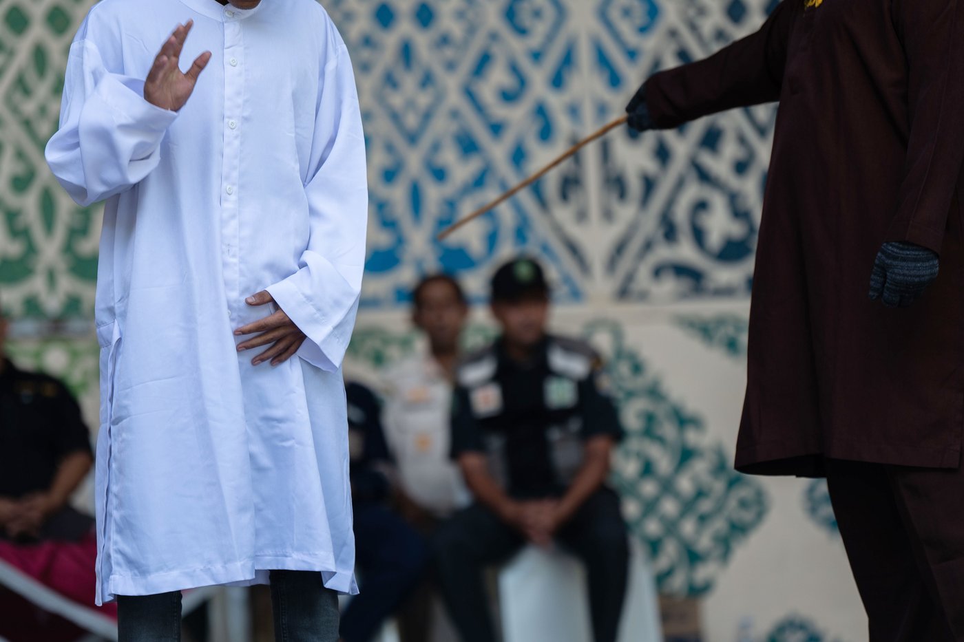 Couple caned for kissing on TikTok in Indonesia's conservative Aceh province | iNFOnews.ca Couple caned for kissing on TikTok in Indonesia's conservative Aceh province | iNFOnews.ca