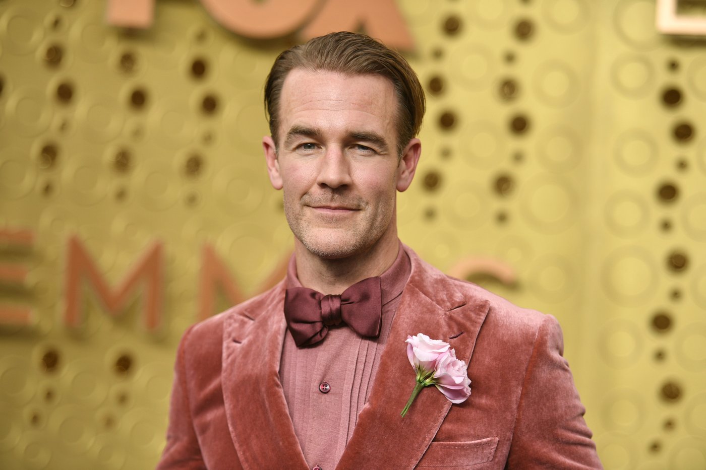 Busy Phillips, Chad Michael Murray and more react to the death of James Van Der Beek | iNFOnews.ca