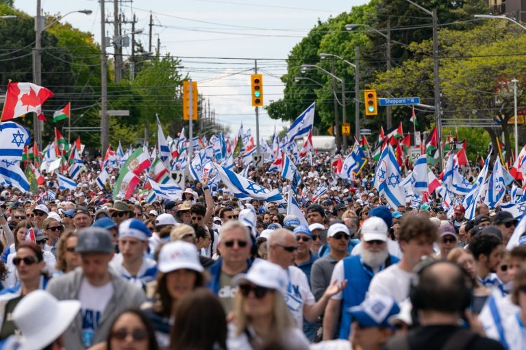 Walk With Israel draws tens of thousands in Toronto amid tight security | iNFOnews.ca