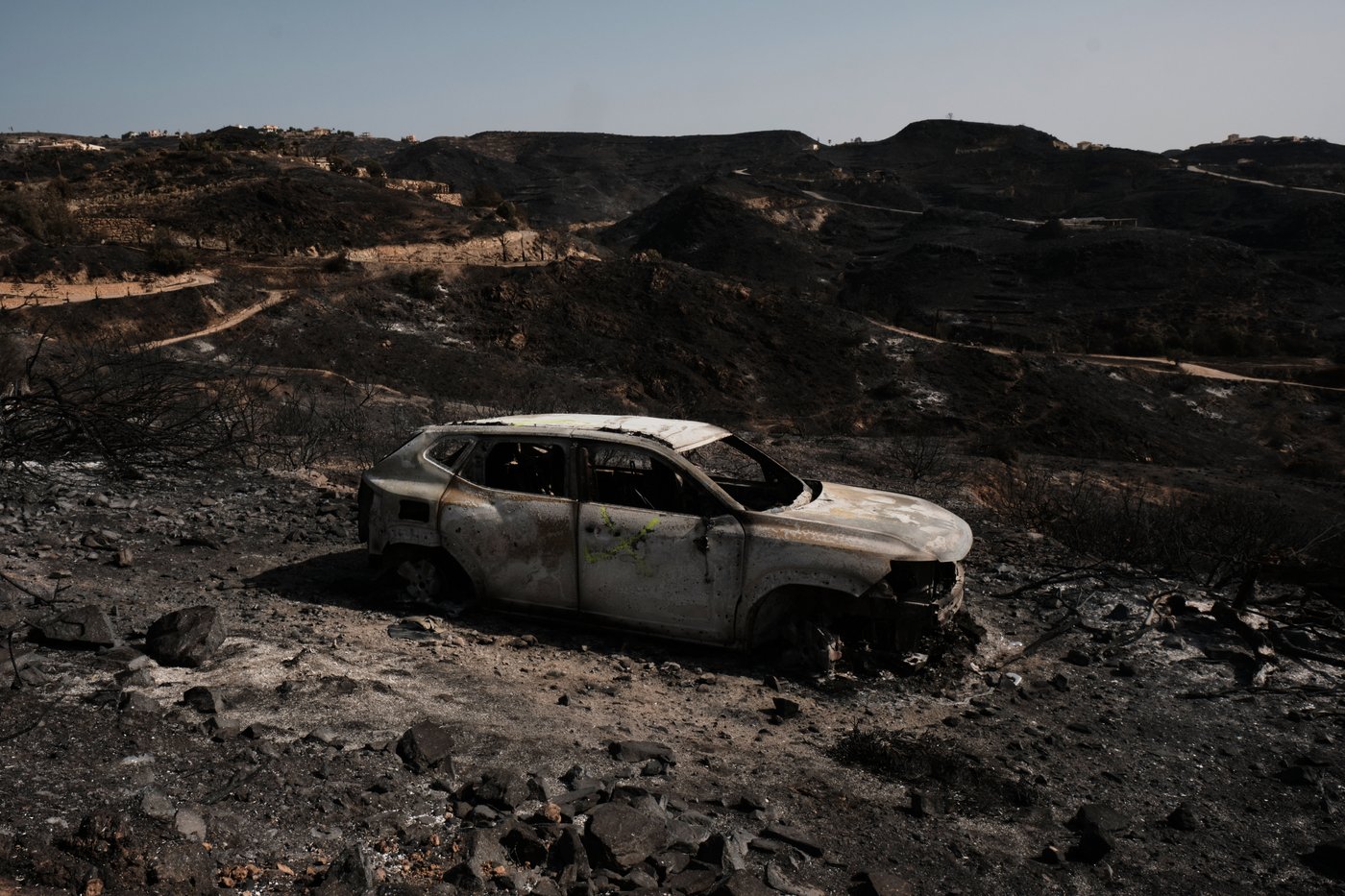 Hundreds of firefighters battle wildfire in southern Spain that killed at least 12 | iNFOnews.ca Hundreds of firefighters battle wildfire in southern Spain that killed at least 12 | iNFOnews.ca