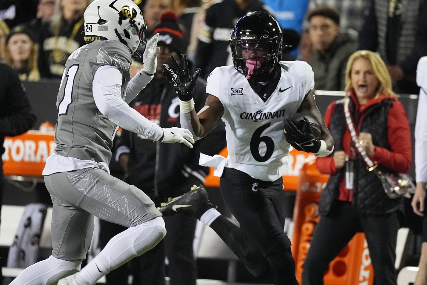 Shedeur Sanders, Travis Hunter help Colorado beat Cincinnati 34-23 to become bowl eligible | iNFOnews.ca Shedeur Sanders, Travis Hunter help Colorado beat Cincinnati 34-23 to become bowl eligible | iNFOnews.ca