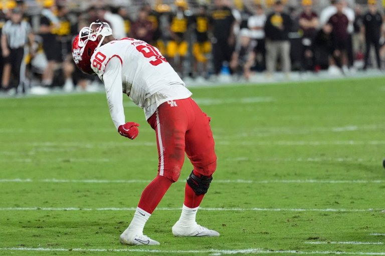 Weigman runs for 2 TDs, Houston holds off No. 24 Arizona State 24-16 | iNFOnews.ca Weigman runs for 2 TDs, Houston holds off No. 24 Arizona State 24-16 | iNFOnews.ca