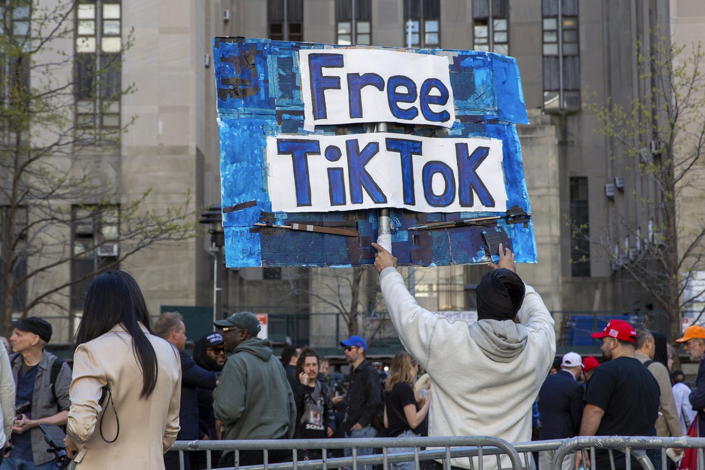 TikTok creators left in limbo while awaiting decision on potential platform ban | iNFOnews.ca