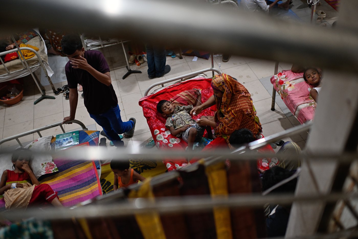 Suspected measles cases kill nearly 1,000 as Bangladesh struggles to contain outbreak | iNFOnews.ca