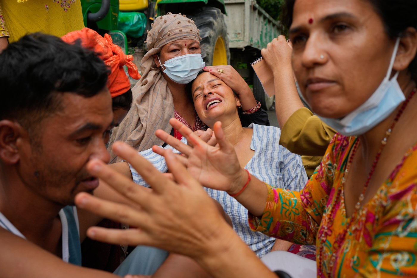 Hundreds of workers feared stuck in hydropower tunnels as Nepal flood deaths cross 900 | iNFOnews.ca Hundreds of workers feared stuck in hydropower tunnels as Nepal flood deaths cross 900 | iNFOnews.ca