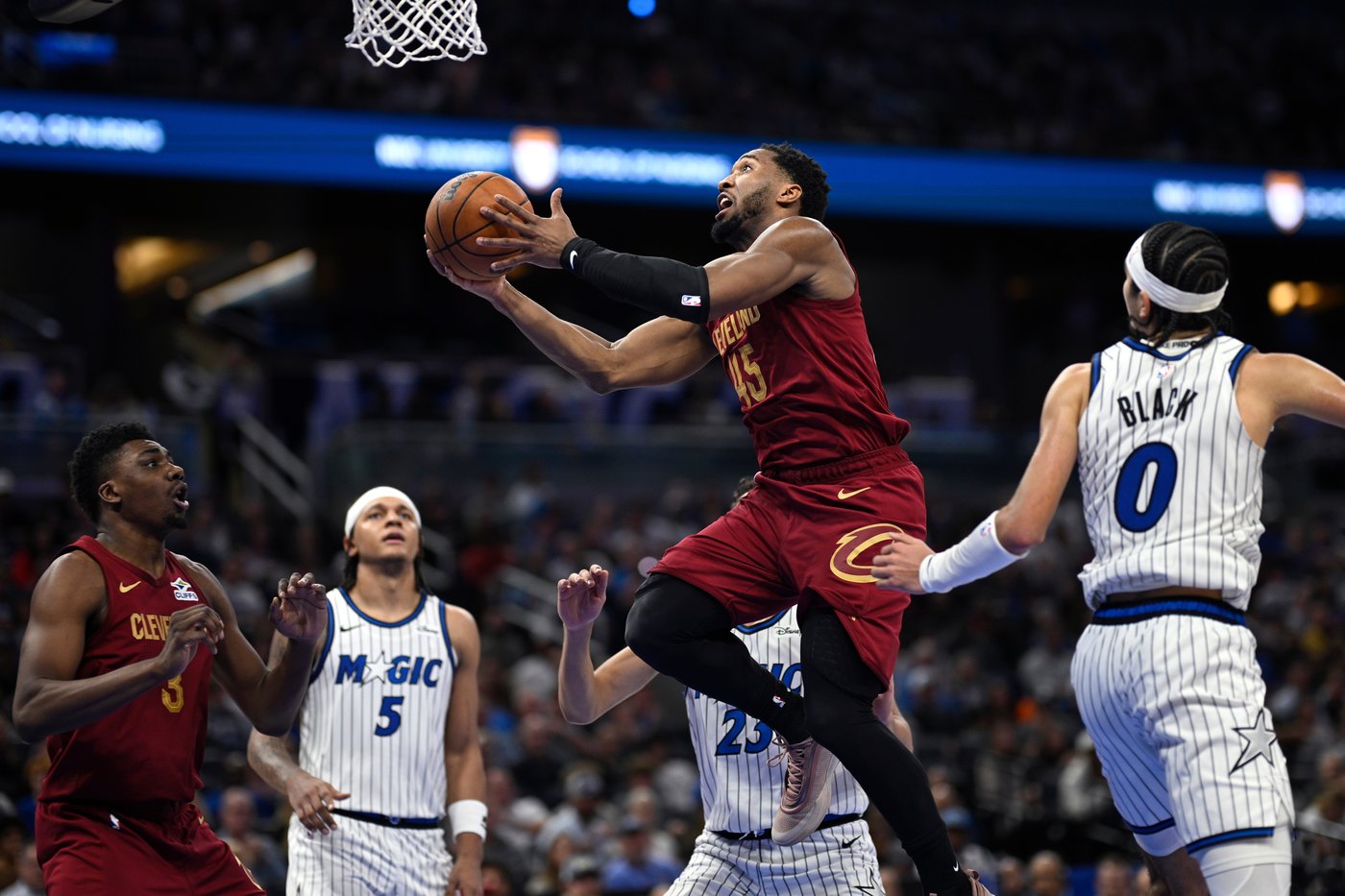 Donovan Mitchell scores 36 points in Cavaliers' 119-105 win over Magic | iNFOnews.ca