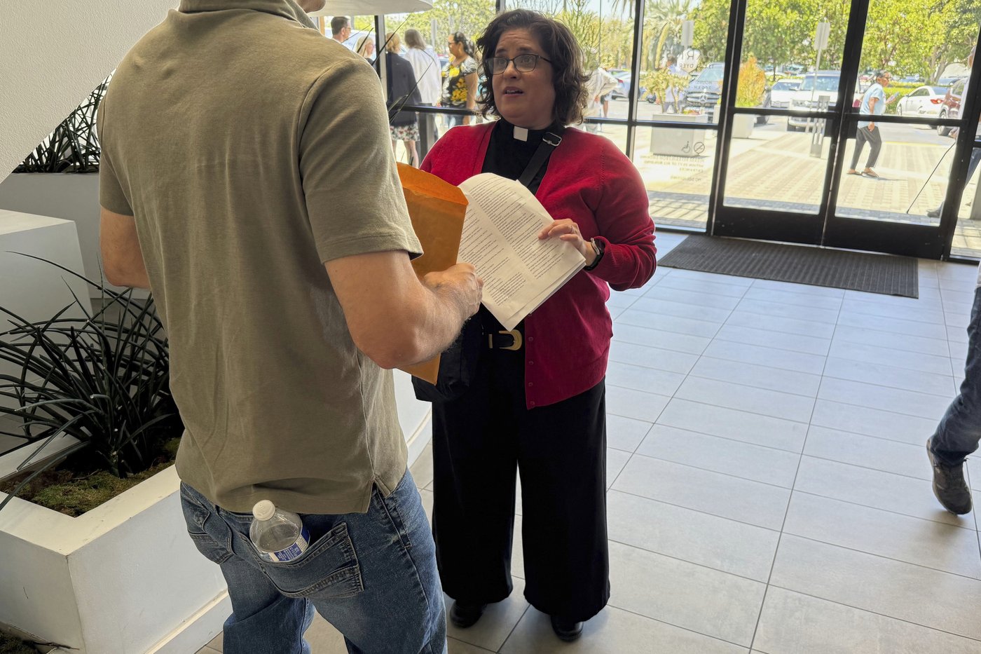 Faith leaders rally to support immigrants facing deportation in Southern California | iNFOnews.ca