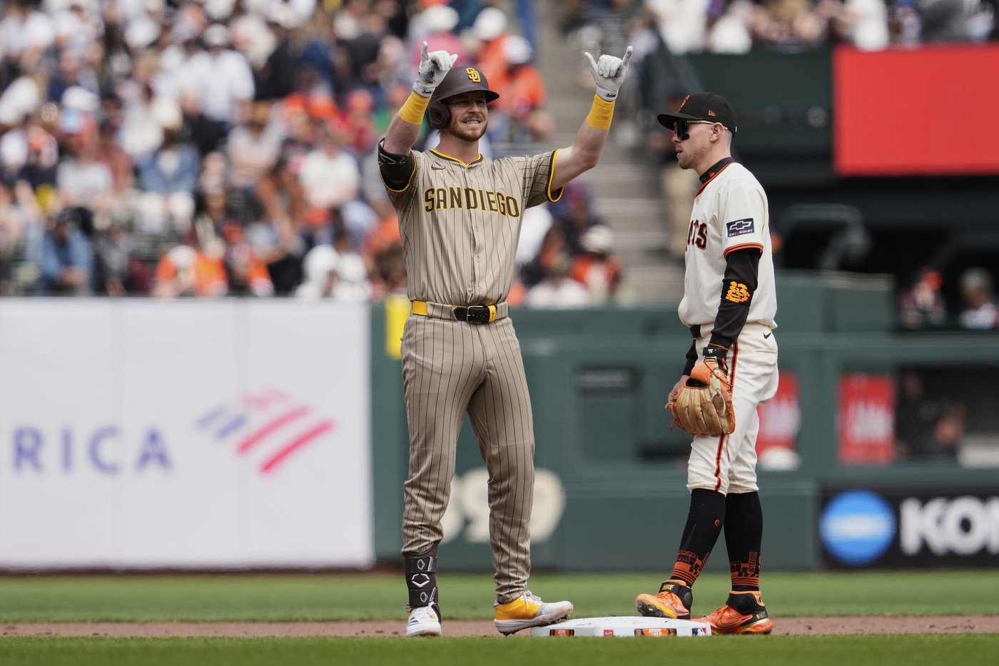 Nick Pivetta and Ramón Laureano lead Padres to 11-1 win over Giants for 3-game sweep | iNFOnews.ca