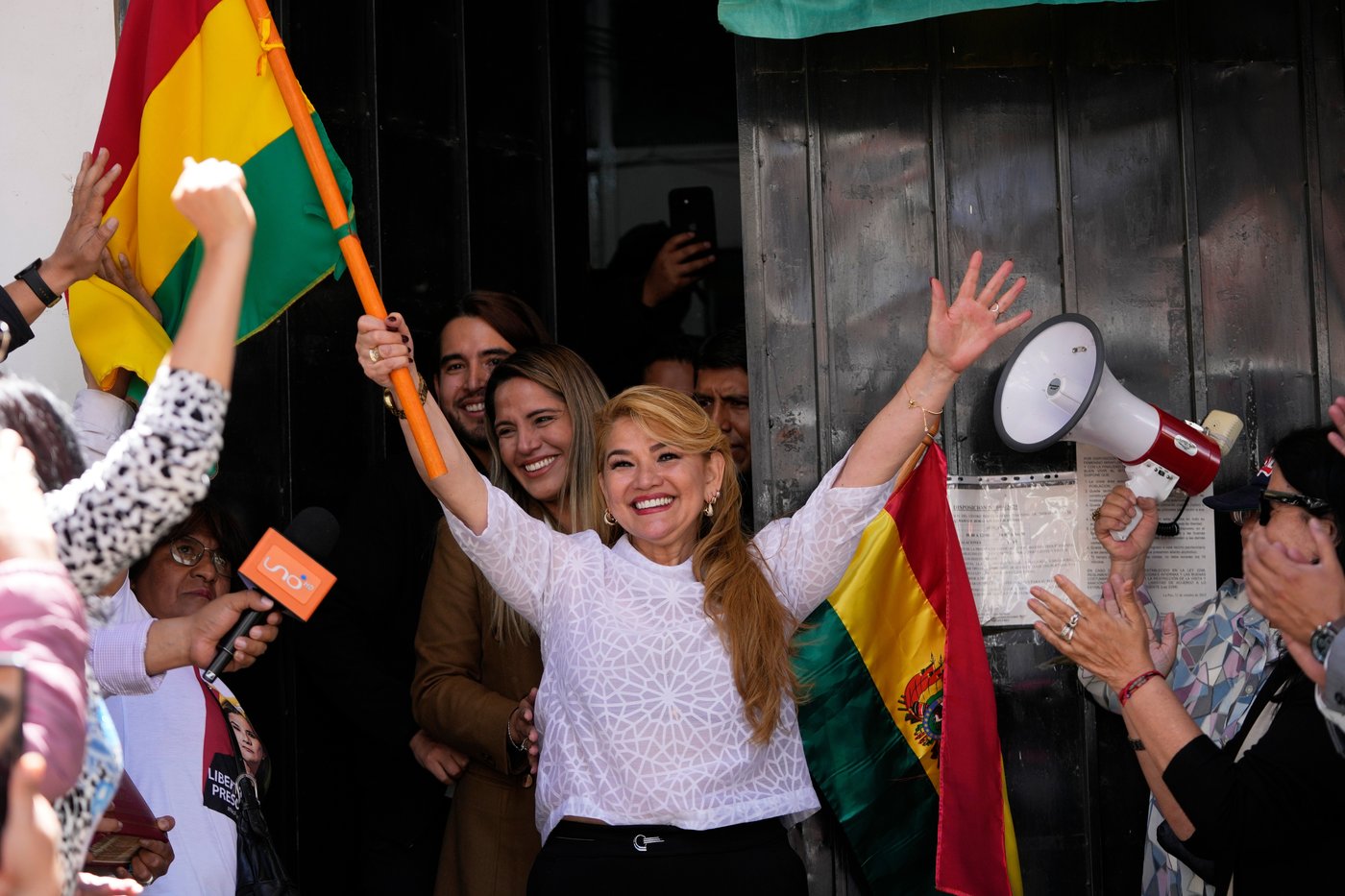 Bolivia's former interim president Jeanine Áñez freed from prison after Supreme Court ruling | iNFOnews.ca Bolivia's former interim president Jeanine Áñez freed from prison after Supreme Court ruling | iNFOnews.ca