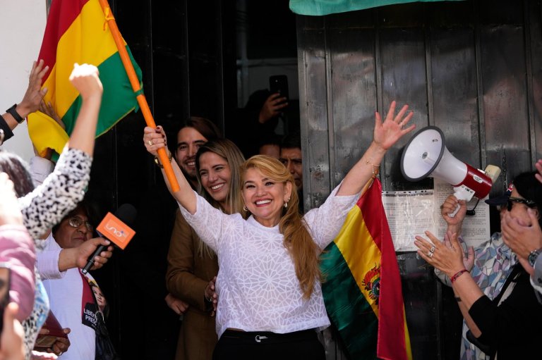 Bolivia's former interim president Jeanine Áñez freed from prison after Supreme Court ruling | iNFOnews.ca