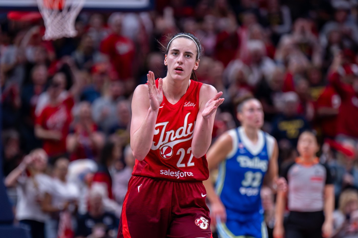 Caitlin Clark-Paige Bueckers matchup highlights WNBA's big opening weekend | iNFOnews.ca Caitlin Clark-Paige Bueckers matchup highlights WNBA's big opening weekend | iNFOnews.ca