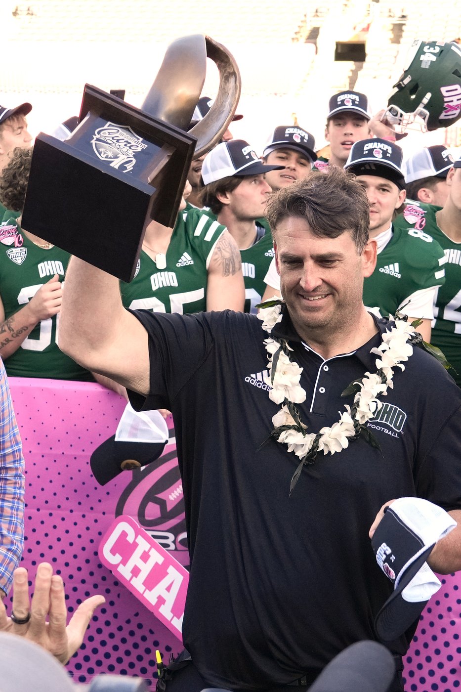 Navarro has big first half, Ohio holds off Jacksonville State 30-27 in Cure Bowl | iNFOnews.ca