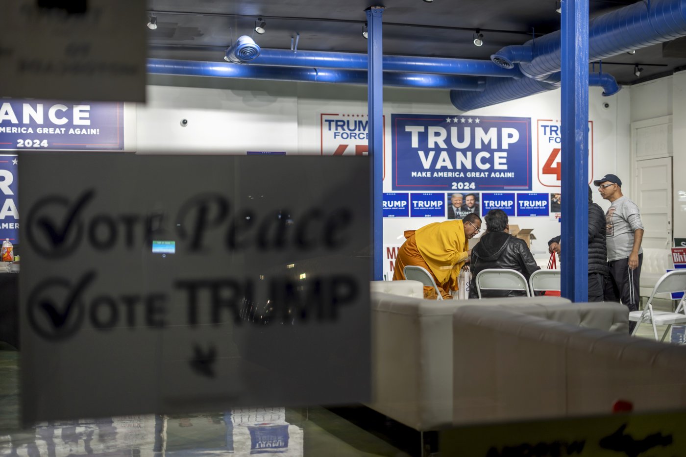 Trump breaks GOP losing streak in nation's largest majority-Arab city with a pivotal final week | iNFOnews.ca Trump breaks GOP losing streak in nation's largest majority-Arab city with a pivotal final week | iNFOnews.ca