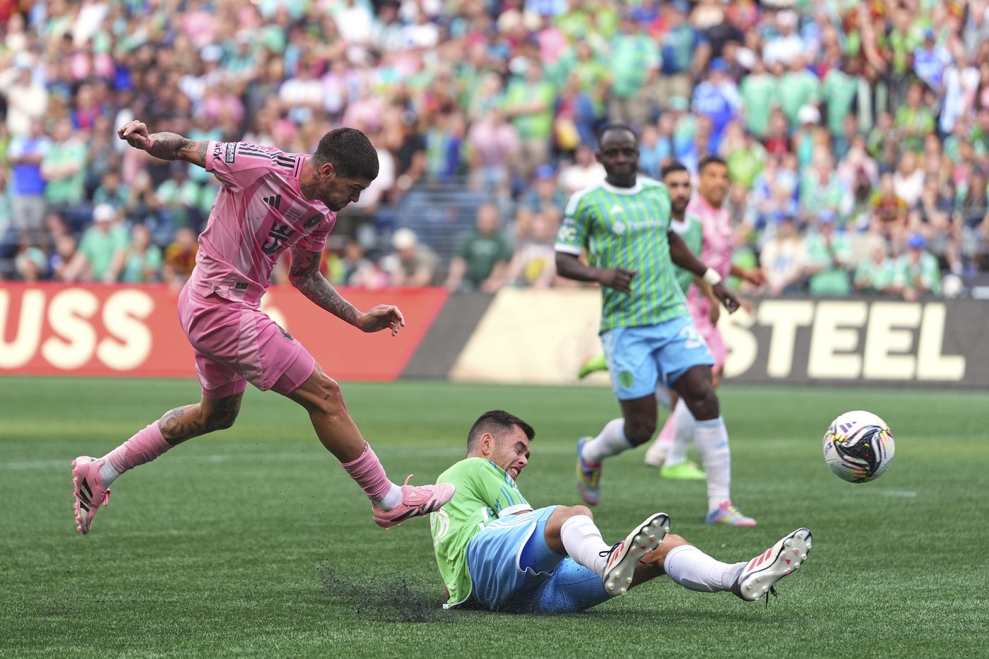 Osaze De Rosario helps Sounders blank Lionel Messi and Inter Miami 3-0 in Leagues Cup final | iNFOnews.ca