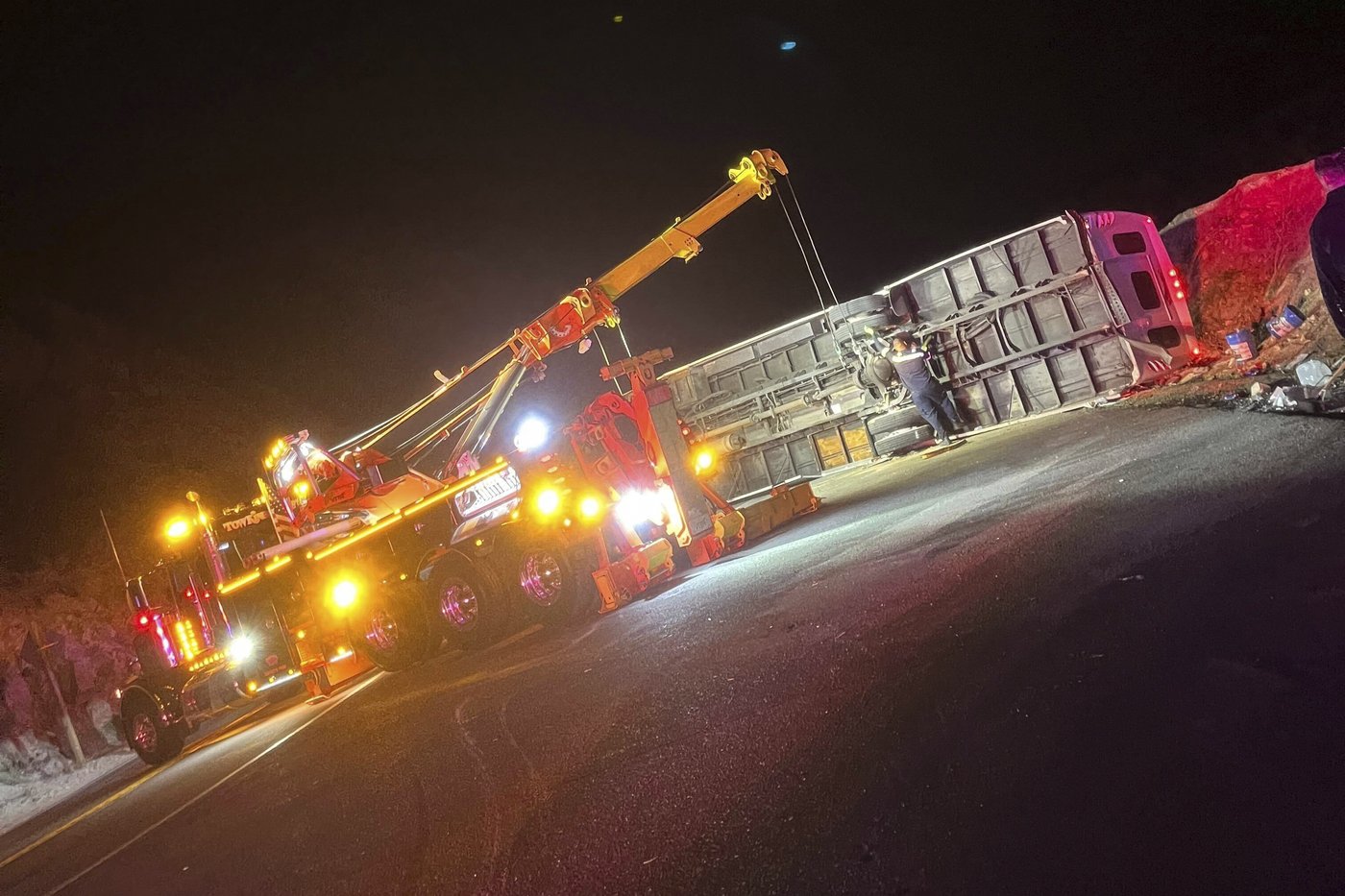 20 taken to hospitals after bus returning from church camp overturns on winding California road | iNFOnews.ca