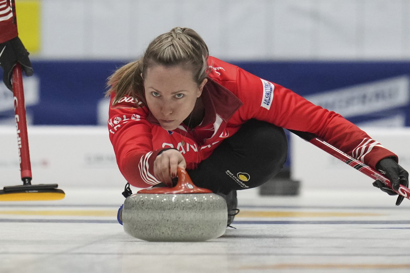 World champ Homan beats Einarson in Canadian matchup at Grand Slam of Curling event | iNFOnews.ca World champ Homan beats Einarson in Canadian matchup at Grand Slam of Curling event | iNFOnews.ca