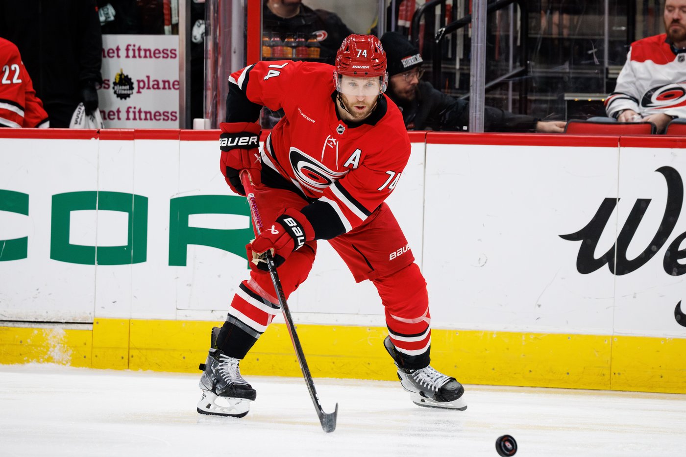 Hurricanes defenseman Jaccob Slavin returns to lineup after missing 29 games | iNFOnews.ca Hurricanes defenseman Jaccob Slavin returns to lineup after missing 29 games | iNFOnews.ca