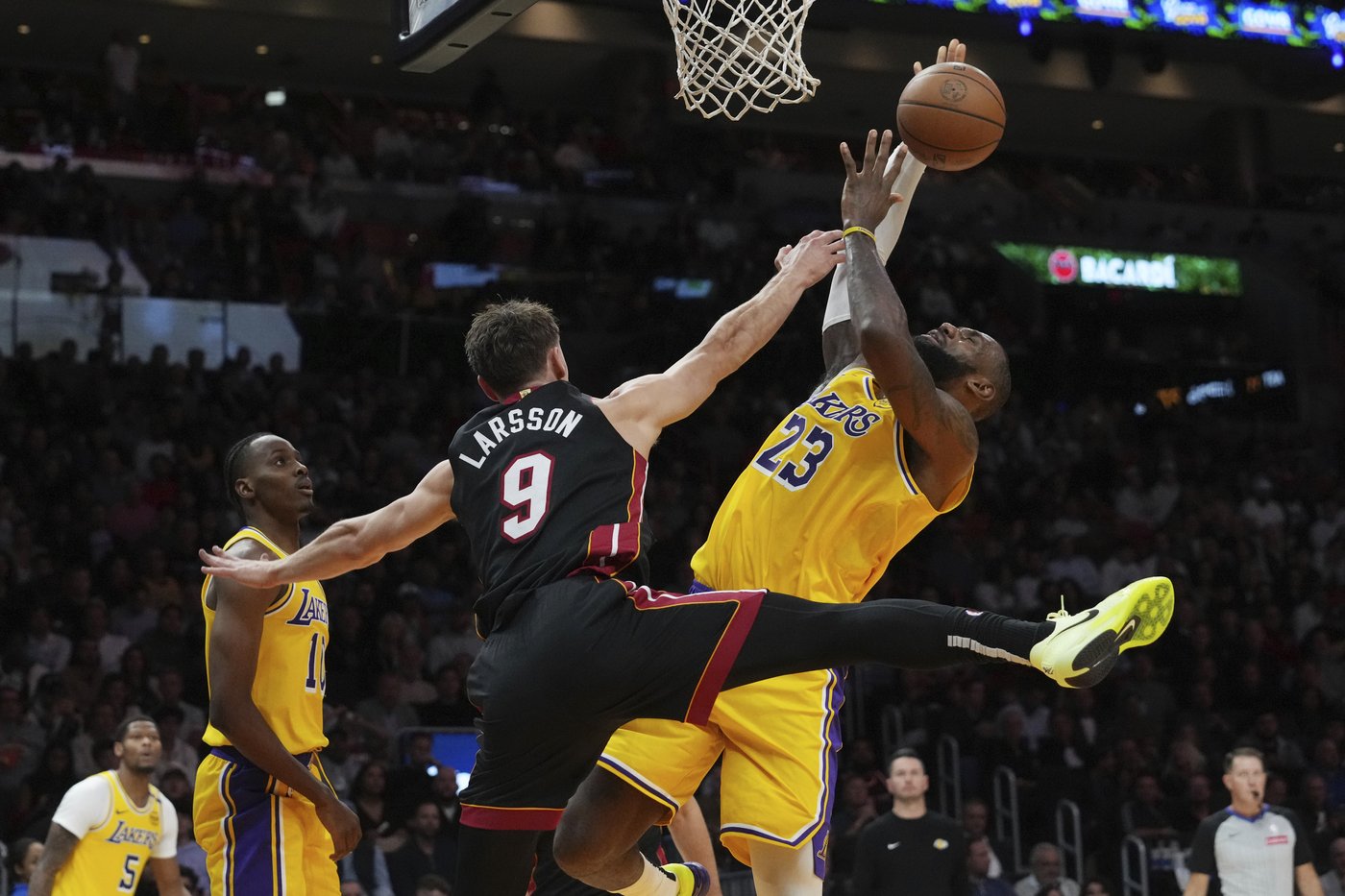 Herro scores 31, Heat roll past LeBron and struggling Lakers 134-93 | iNFOnews.ca Herro scores 31, Heat roll past LeBron and struggling Lakers 134-93 | iNFOnews.ca