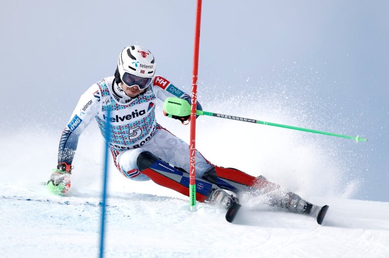 Kristoffersen leads World Cup slalom and would be 6th different winner in 6 races | iNFOnews.ca