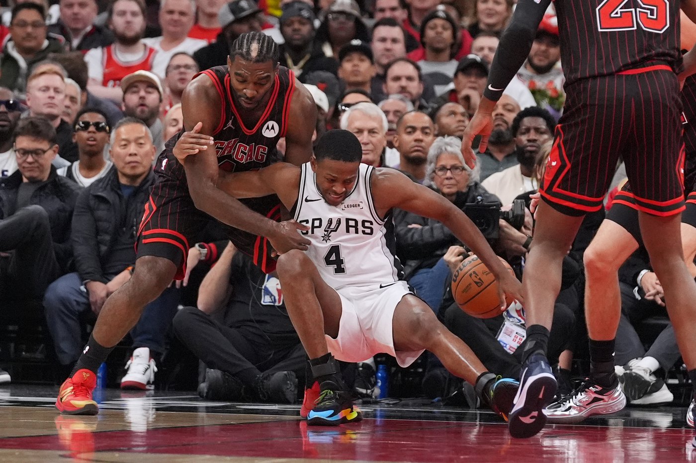 Wembanyama scores 38 points as the Spurs rally past the Bulls for a 121-117 victory | iNFOnews.ca Wembanyama scores 38 points as the Spurs rally past the Bulls for a 121-117 victory | iNFOnews.ca
