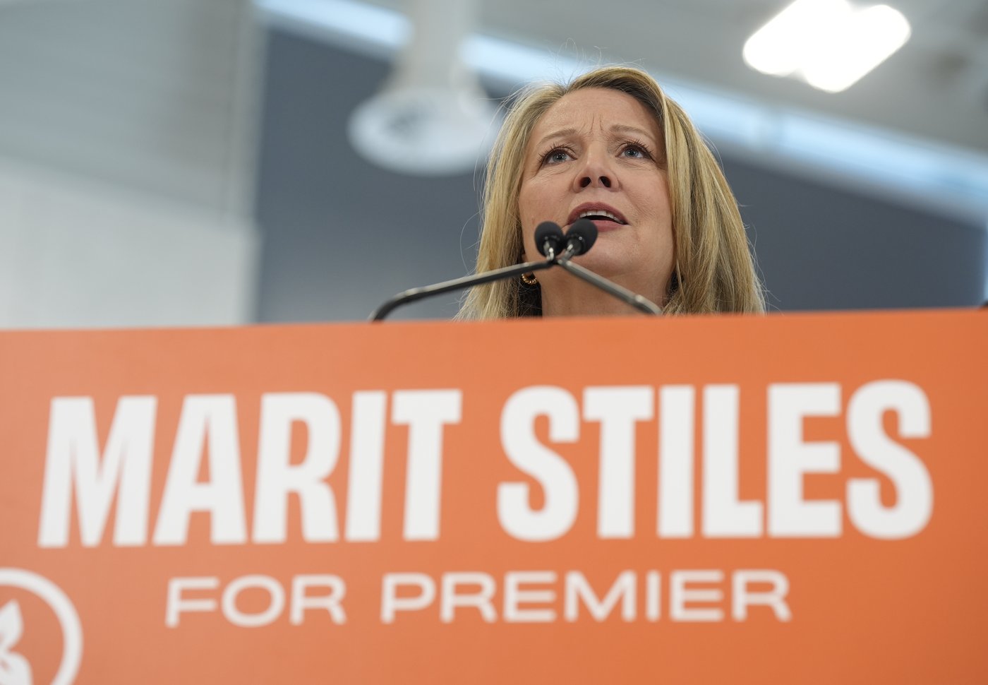 Leaders of Ontario Liberals, New Democrats promise to help young people | iNFOnews.ca