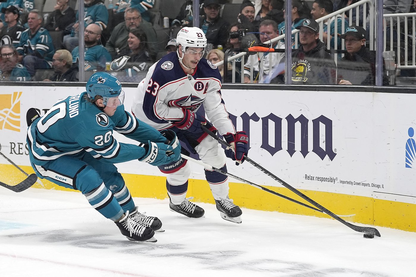 Celebrini returns from injury and Wennberg scores in OT to lift Sharks over Blue Jackets 2-1 | iNFOnews.ca