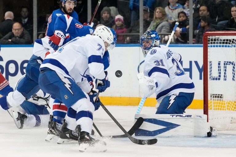 Hagel scores twice as Lightning beat Rangers and extend winning streak to 7 games | iNFOnews.ca