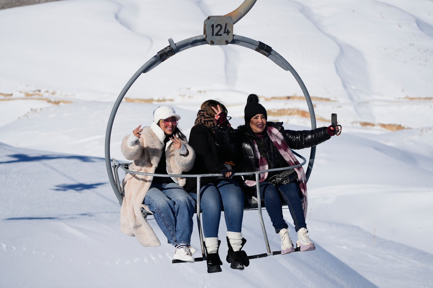 Photos show people in Lebanon enjoying winter weather on the slopes | iNFOnews.ca