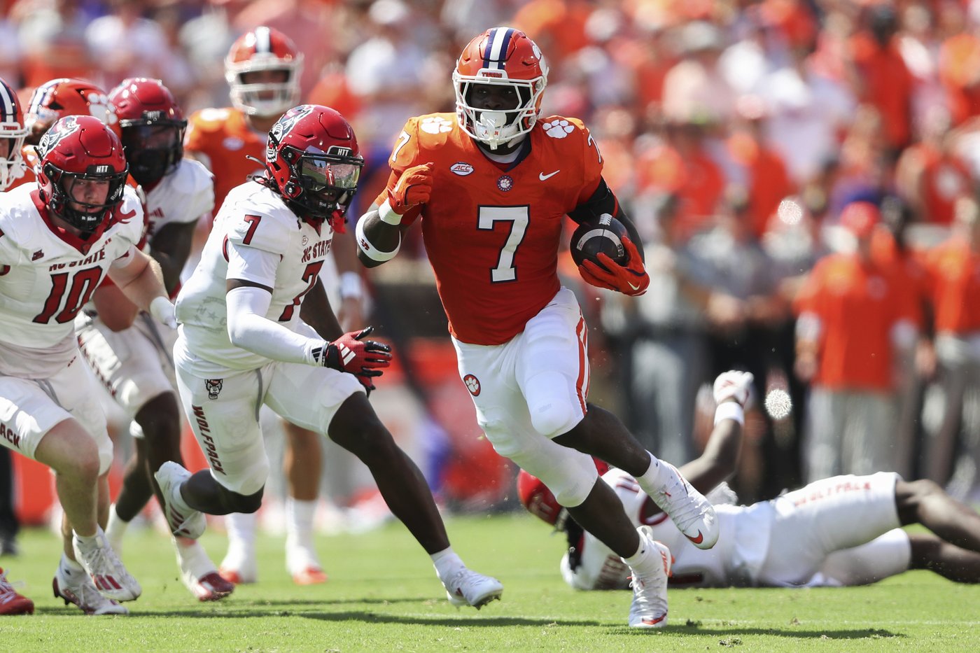 Klubnik, No. 21 Clemson beat NC State 59-35 in Atlantic Coast Conference opener | iNFOnews.ca Klubnik, No. 21 Clemson beat NC State 59-35 in Atlantic Coast Conference opener | iNFOnews.ca