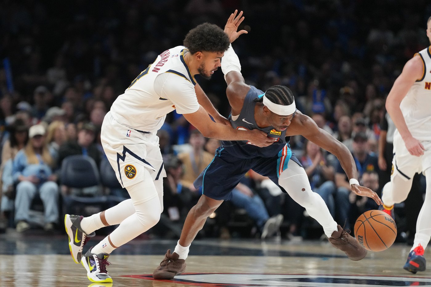 Tempers flare between Nuggets and Thunder as Dort is ejected after fouling Jokic | iNFOnews.ca