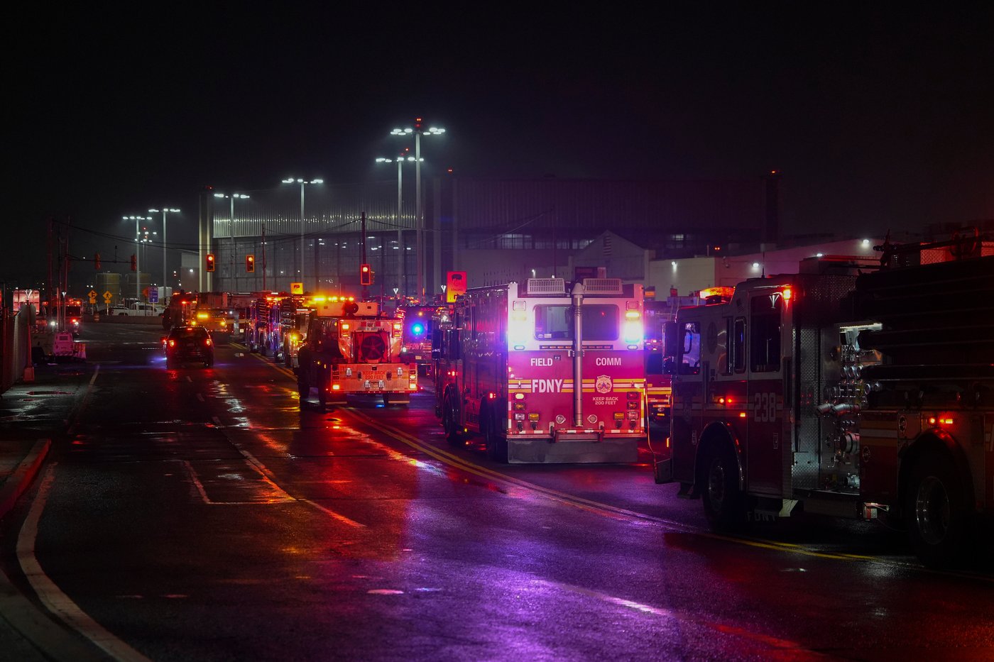 Photos show a collision on a runway at LaGuardia Airport in New York | iNwheels