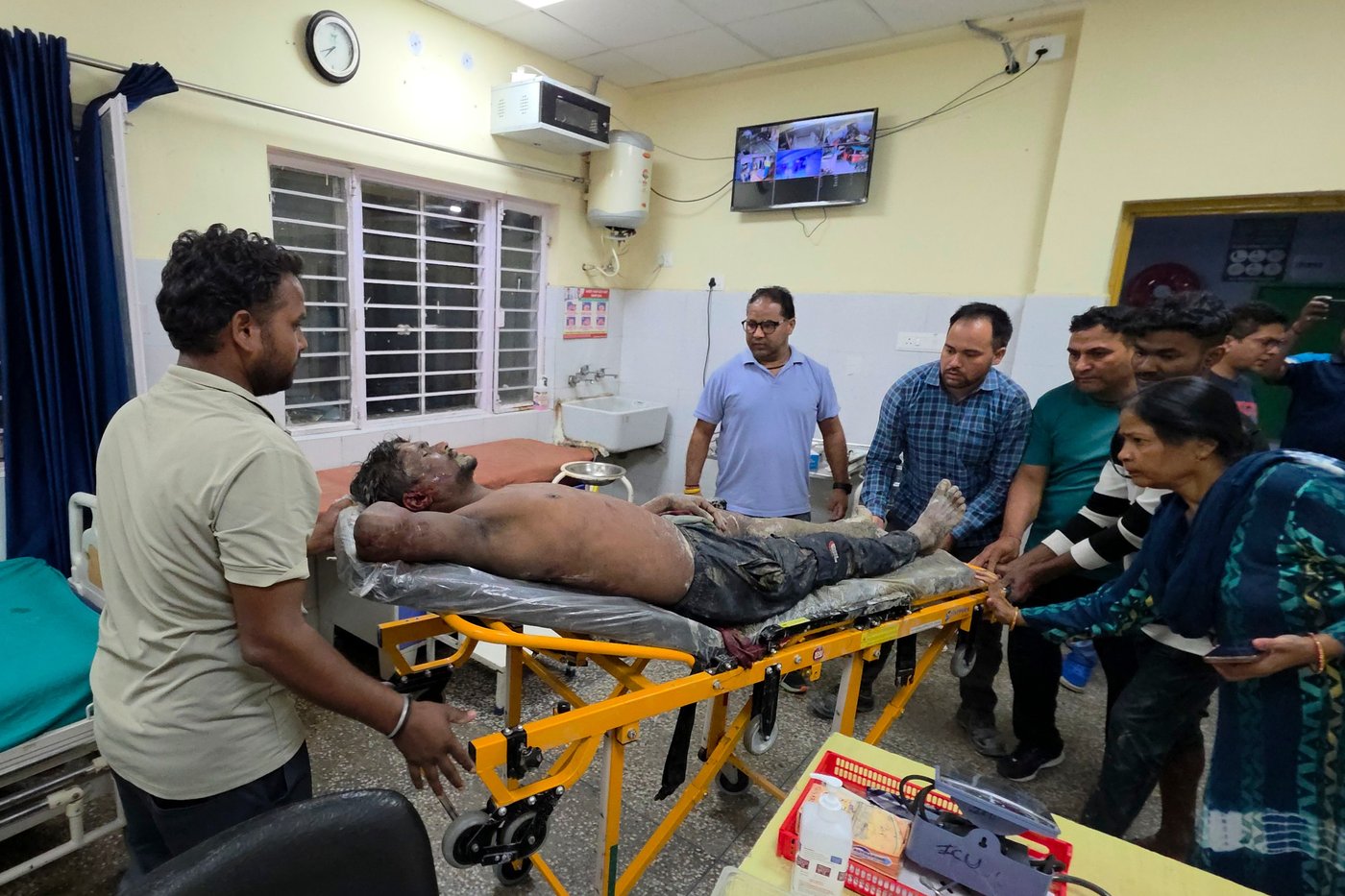 Tunnel collapses at an Indian hydropower project, killing at least 7 | iNFOnews.ca Tunnel collapses at an Indian hydropower project, killing at least 7 | iNFOnews.ca