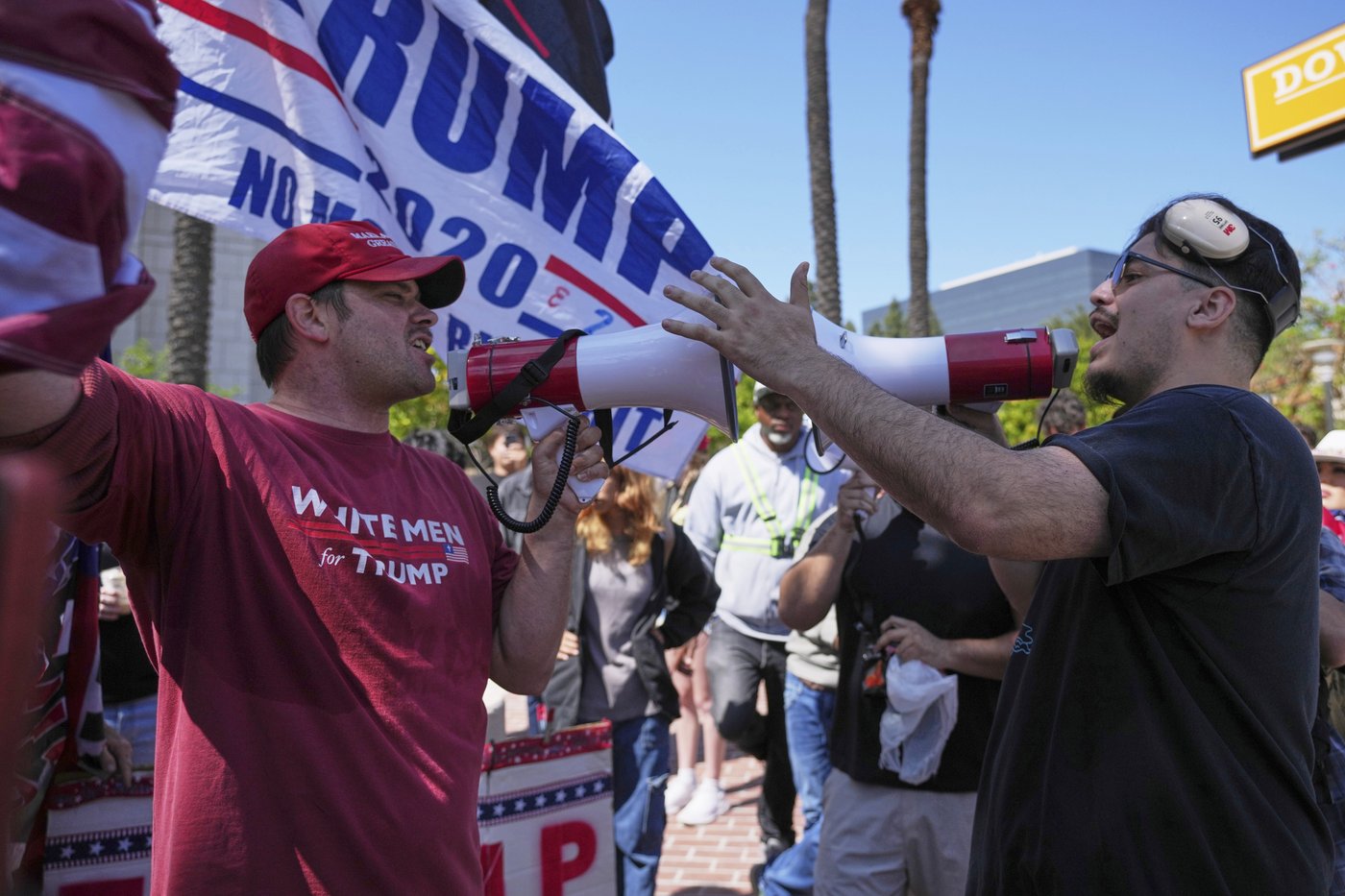 The Latest: Los Angeles police have made nearly 400 arrests and detentions since Saturday | iNFOnews.ca The Latest: Los Angeles police have made nearly 400 arrests and detentions since Saturday | iNFOnews.ca