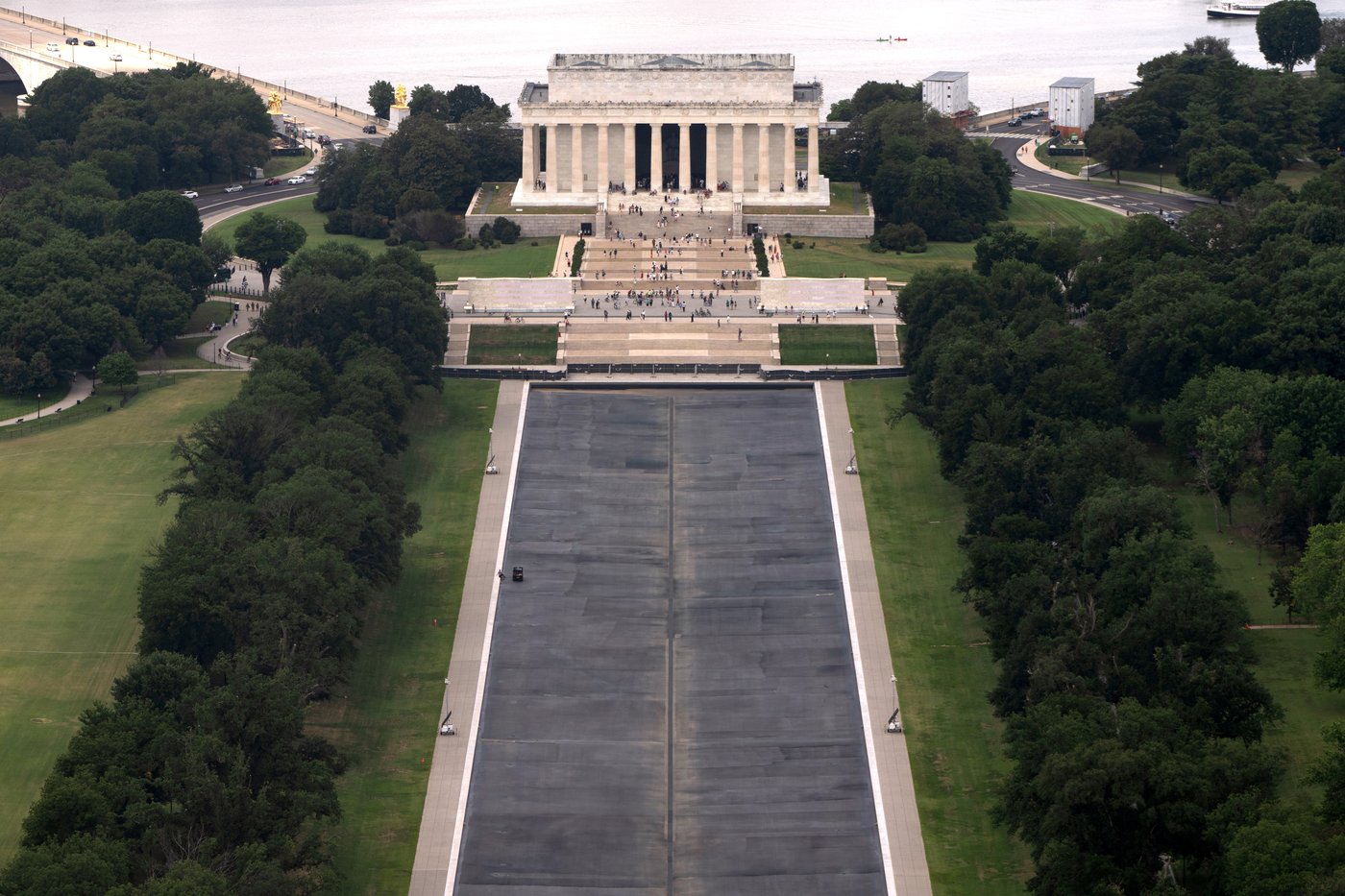 Justice Department moves to drop case against ex-Olympian charged with damaging Reflecting Pool | iNFOnews.ca