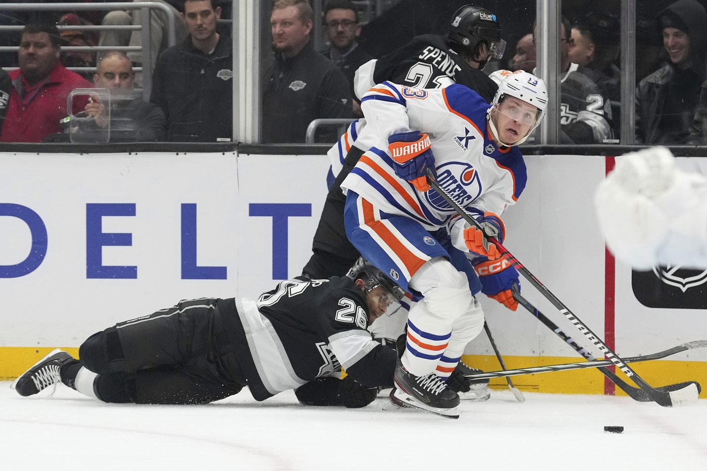 Byfield scores twice for Los Angeles Kings in 4-3 OT win over Edmonton Oilers | iNFOnews.ca