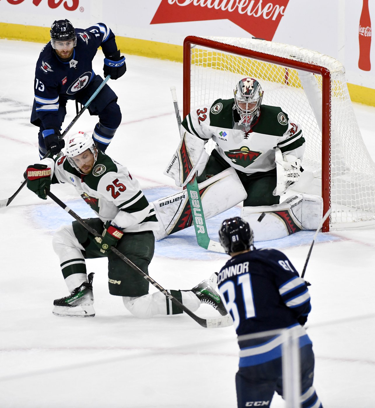 Jets outlast Wild 2-1 in OT for third straight win | iNFOnews.ca