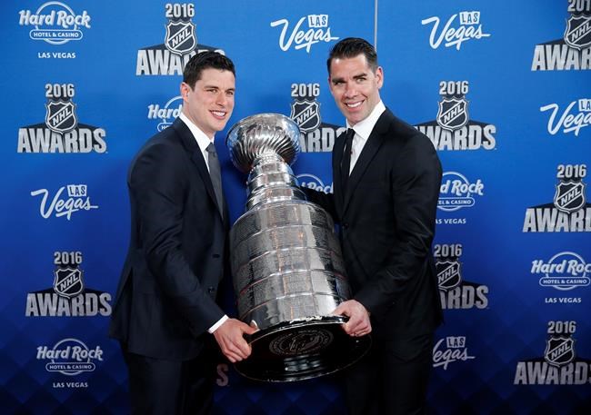 NHL names its all-star teams, all-rookie team for 2015-16 | iNFOnews.ca CP1590881835
