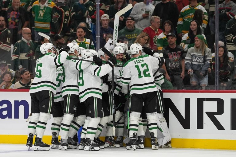 Wyatt Johnston's double-OT deflection gives Stars 4-3 win over Wild in Game 3 | iNFOnews.ca