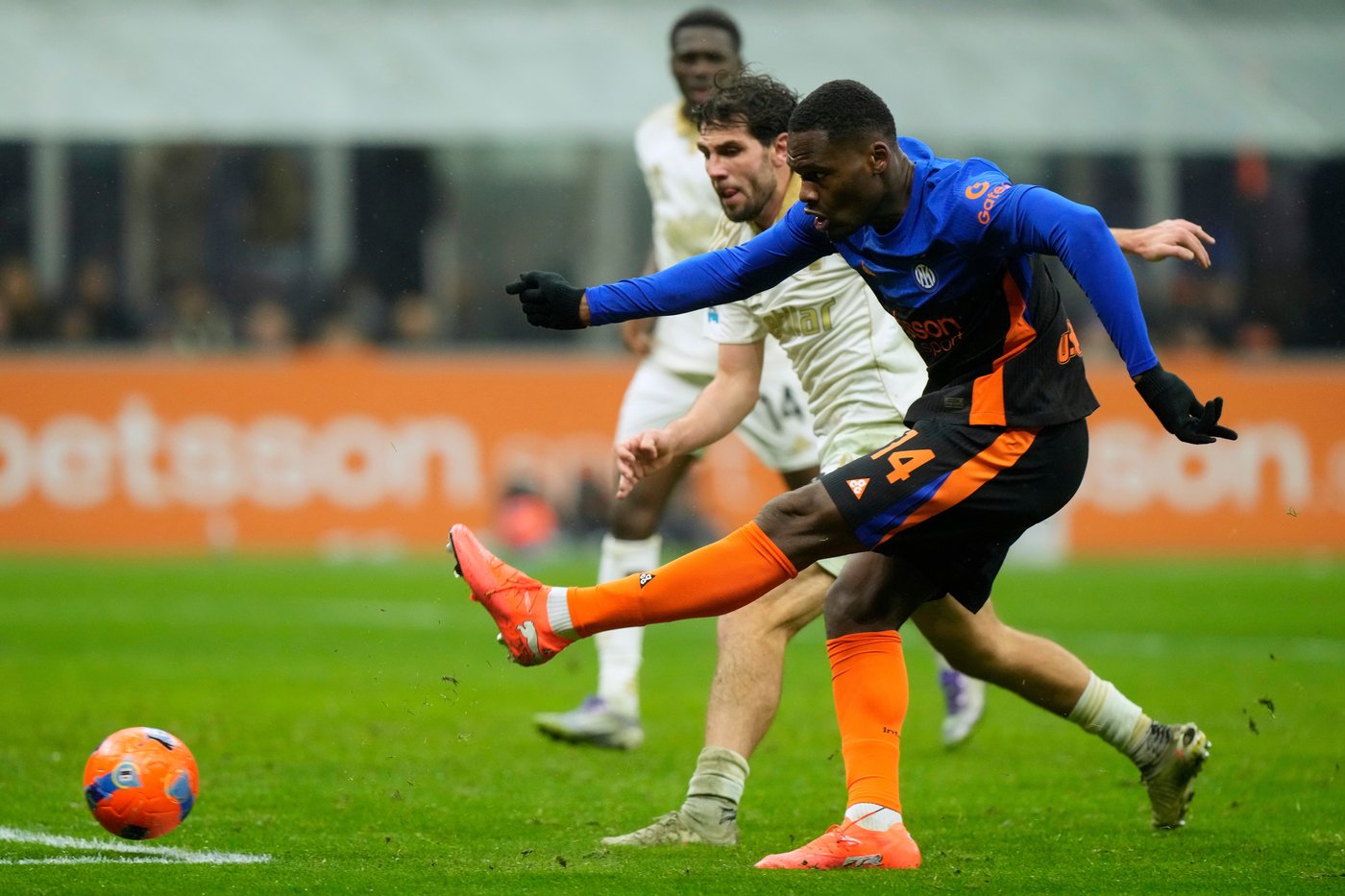 Inter bounce back from two down to demolish Pisa and extend lead at the top of Serie A | iNFOnews.ca