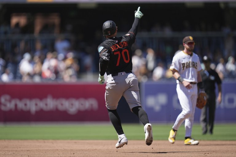 Orioles hit 4 homers off Cortes, beat Padres 7-5 to complete sweep | iNFOnews.ca