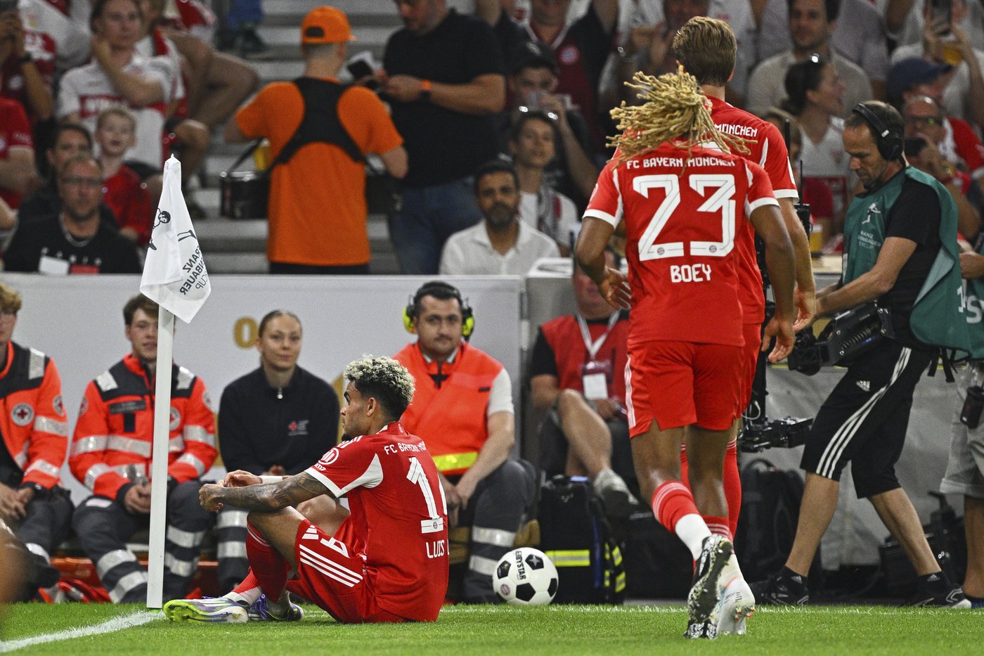 Luis Díaz scores for Bayern to win German Supercup on his debut | iNFOnews.ca