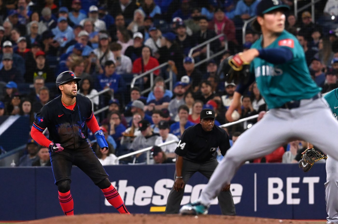 Francis, Springer lift Jays to 3-1 win over Mariners | iNFOnews.ca Francis, Springer lift Jays to 3-1 win over Mariners | iNFOnews.ca