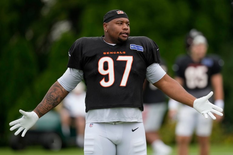 Dexter Lawrence's interception provides highlight for Bengals in joint practice against Bears | iNFOnews.ca