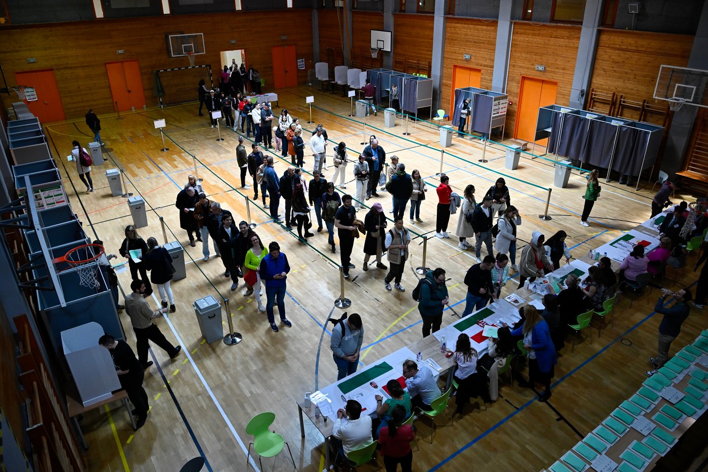 Photos of Hungary's presidential election, as voters end Viktor Orbán's 16-year rule | iNFOnews.ca