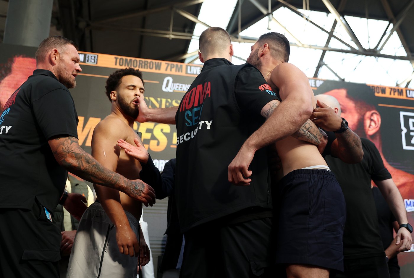 Itauma brushes off 'school' jibes as he aims to be youngest heavyweight champ since Tyson | iNFOnews.ca