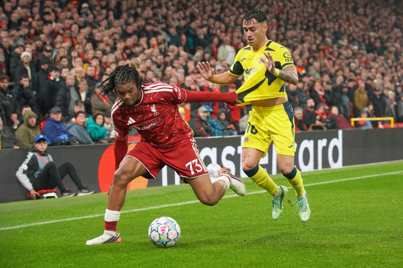 'Ruthless' teen Ngumoha inspires Liverpool comeback in Champions League | iNFOnews.ca